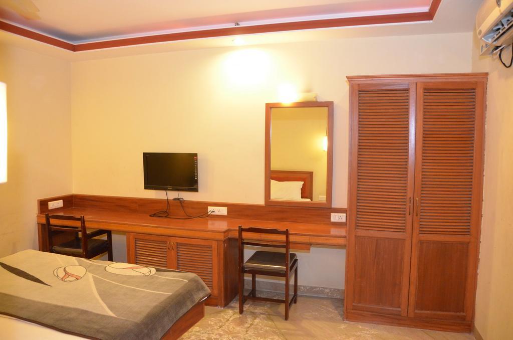 Hotel Raya'S Annexe-1 Kumbakonam Exterior foto